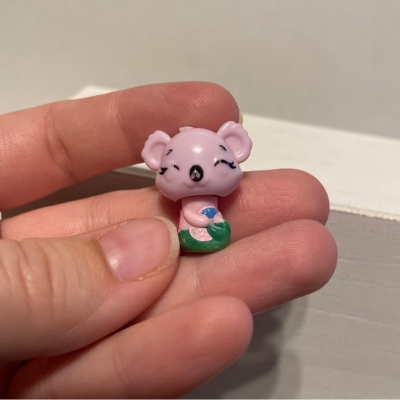 Hatchimals Pink Koala Mermaid 1” Figure Loose 05 - Picture 4 of 7